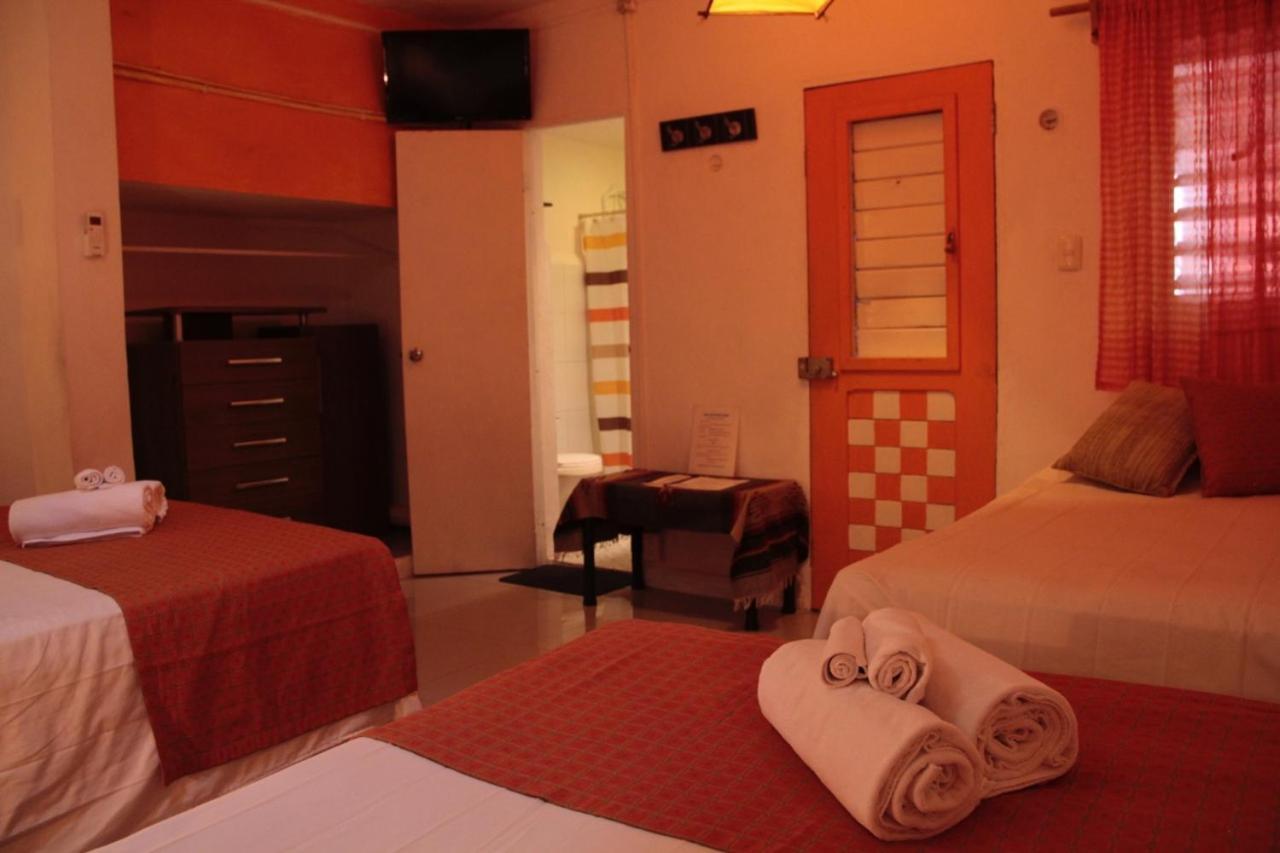 La Casa Naranja Hotel Isla Mujeres Eksteriør billede